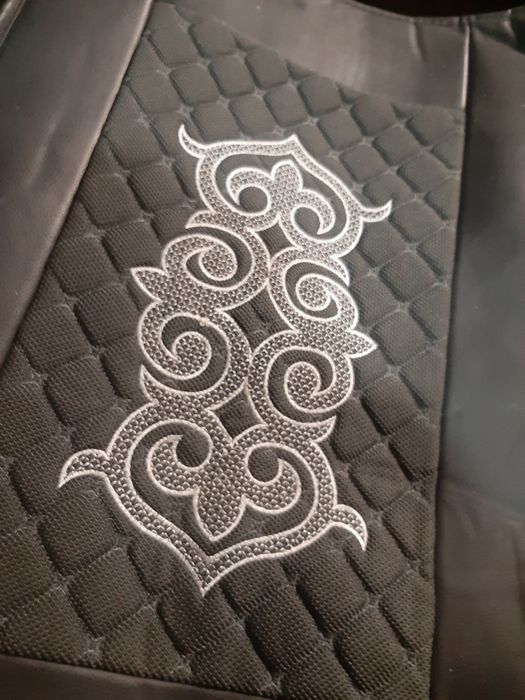 Чехлы на сиденья Крайслер 300с