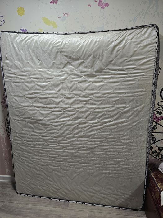 Матрас двухспальный