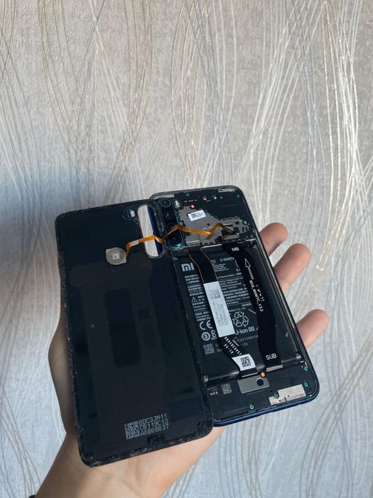 Продам Redmi Note 8