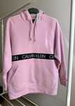 суитчър Calvin Klein