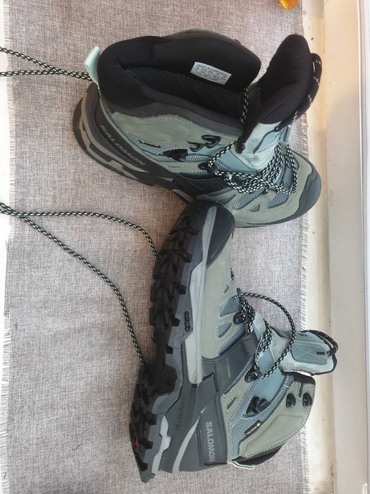 Bocanci pentru drumeții