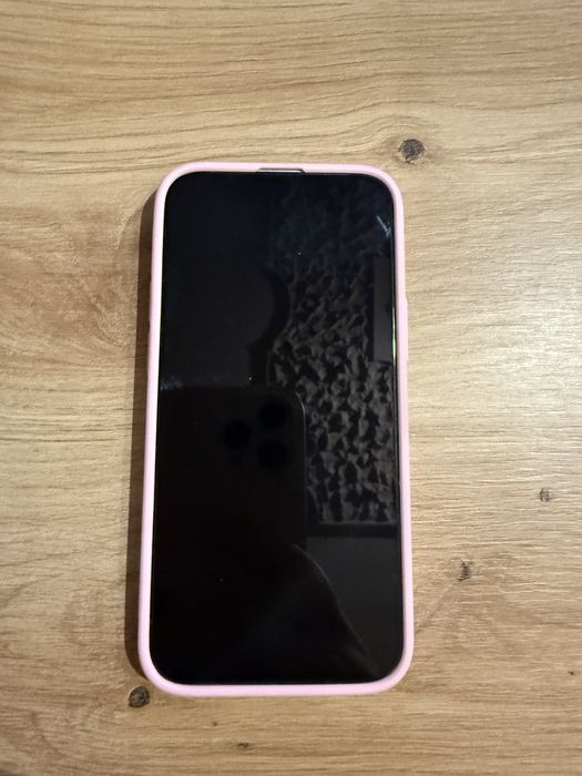 Продавам Iphone 13 mini