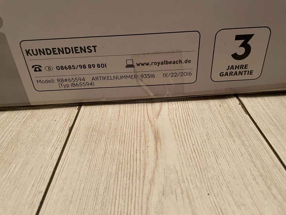 Masa de masaj noua,privenienta germania,dimensiuni 191 cm lungime si 7