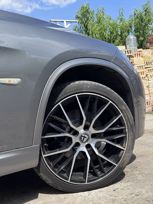Bmw x1 2012 chasti