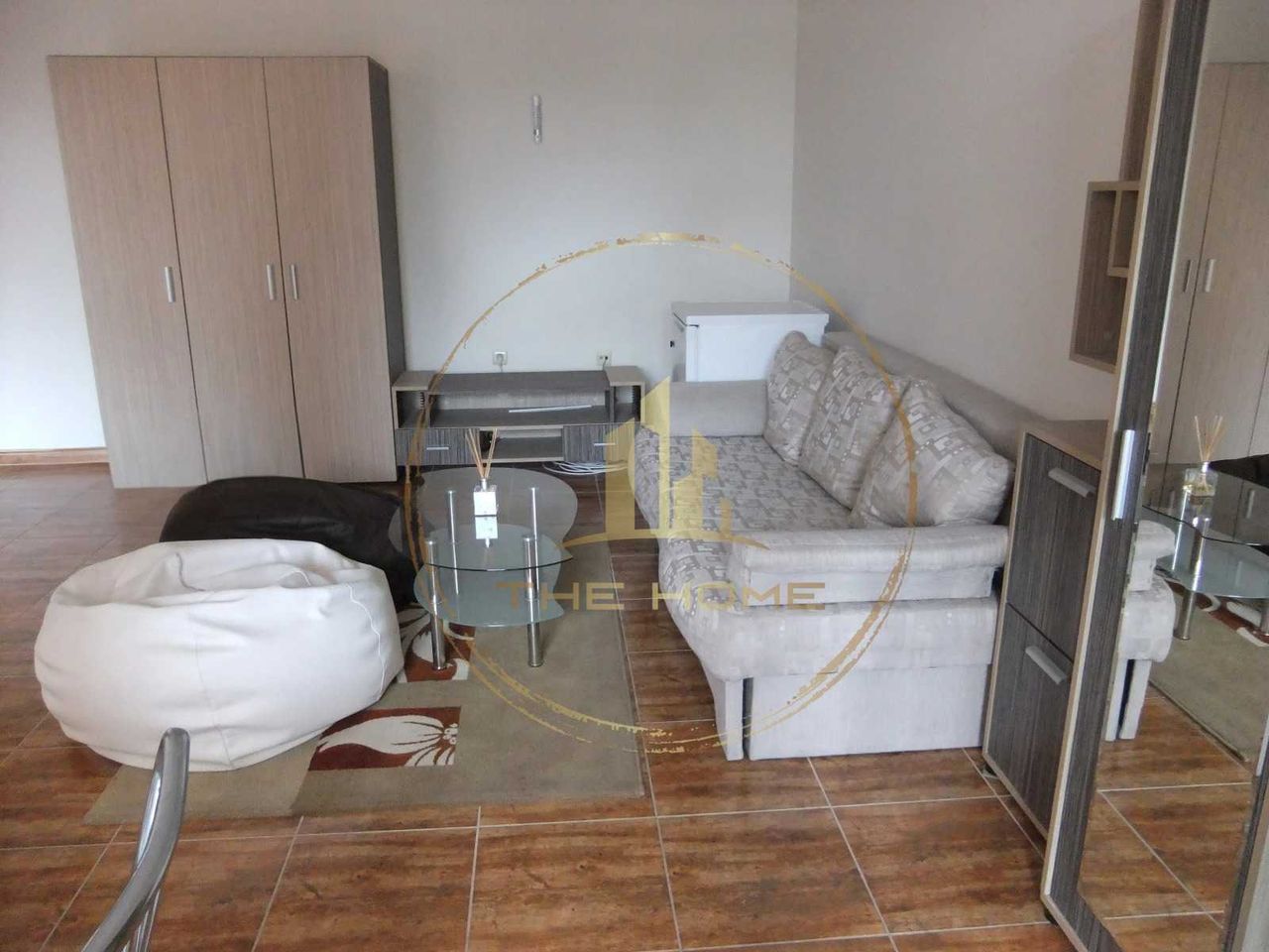 Дава се под наем Едностаен апартамент в Варна, ВИНС - 40 кв.м за 275 € - Снимка #4