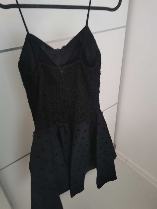 Вечерна рокля стил 90-те години