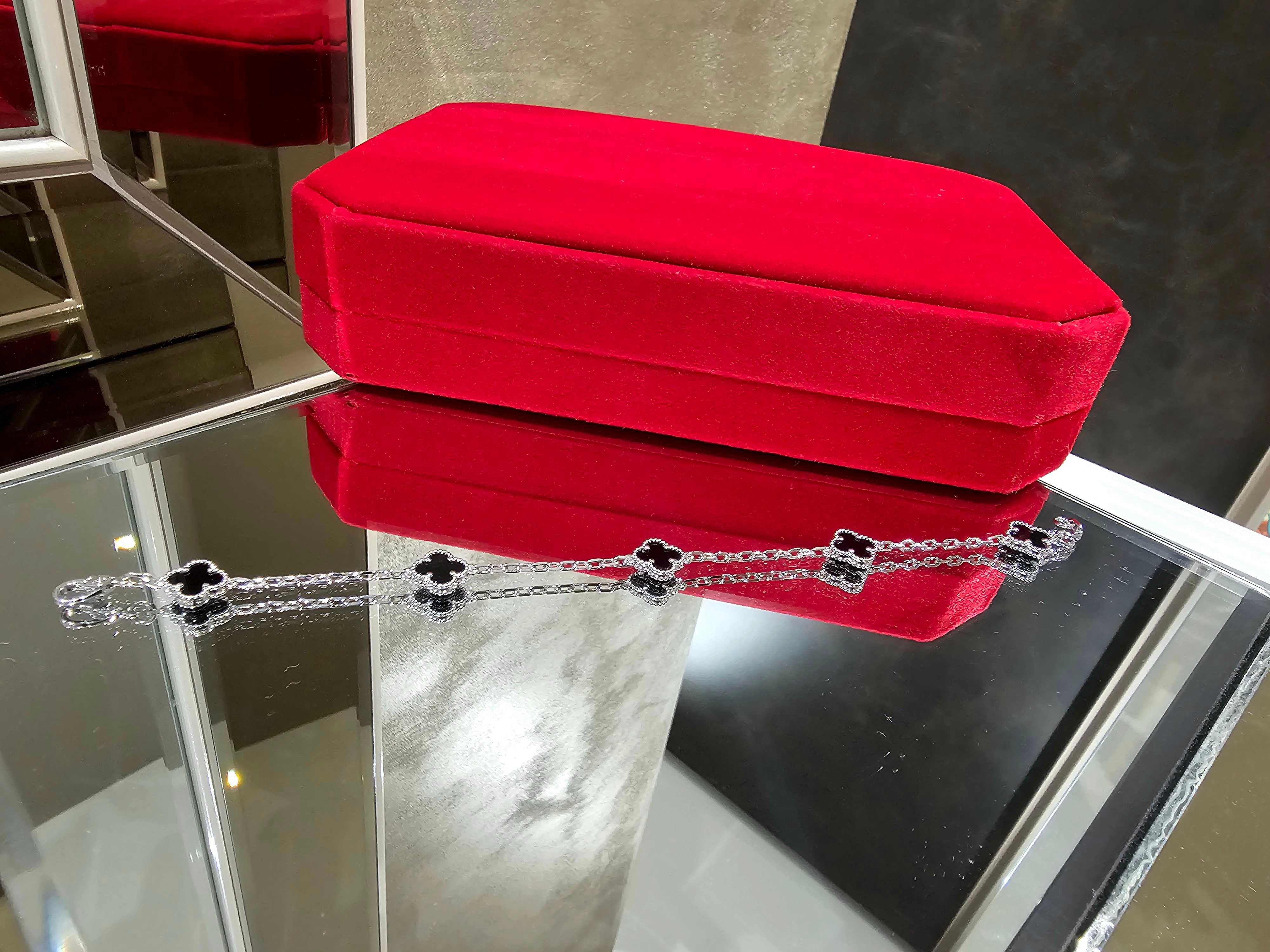 Van Cleef & Arpels VCA Silver Onyx 5 Sweet Alhambra Дамска Гривна