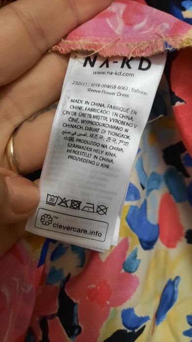 Rochie vaporoasa de vara, imprimeu floral