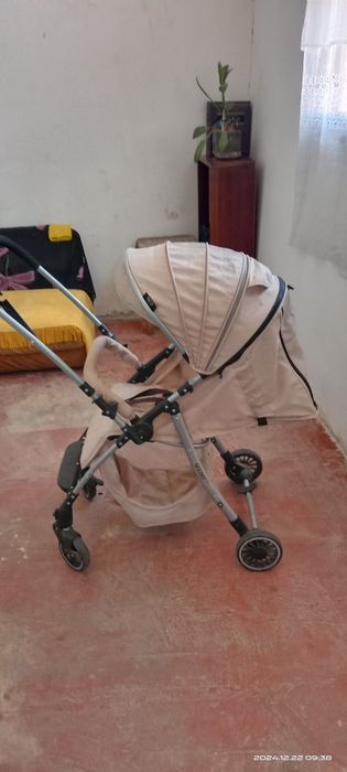 Продам детскую коляску.б/у. 600 тысяч цена договорная