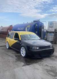 Golf 4 variant 1.9 axr