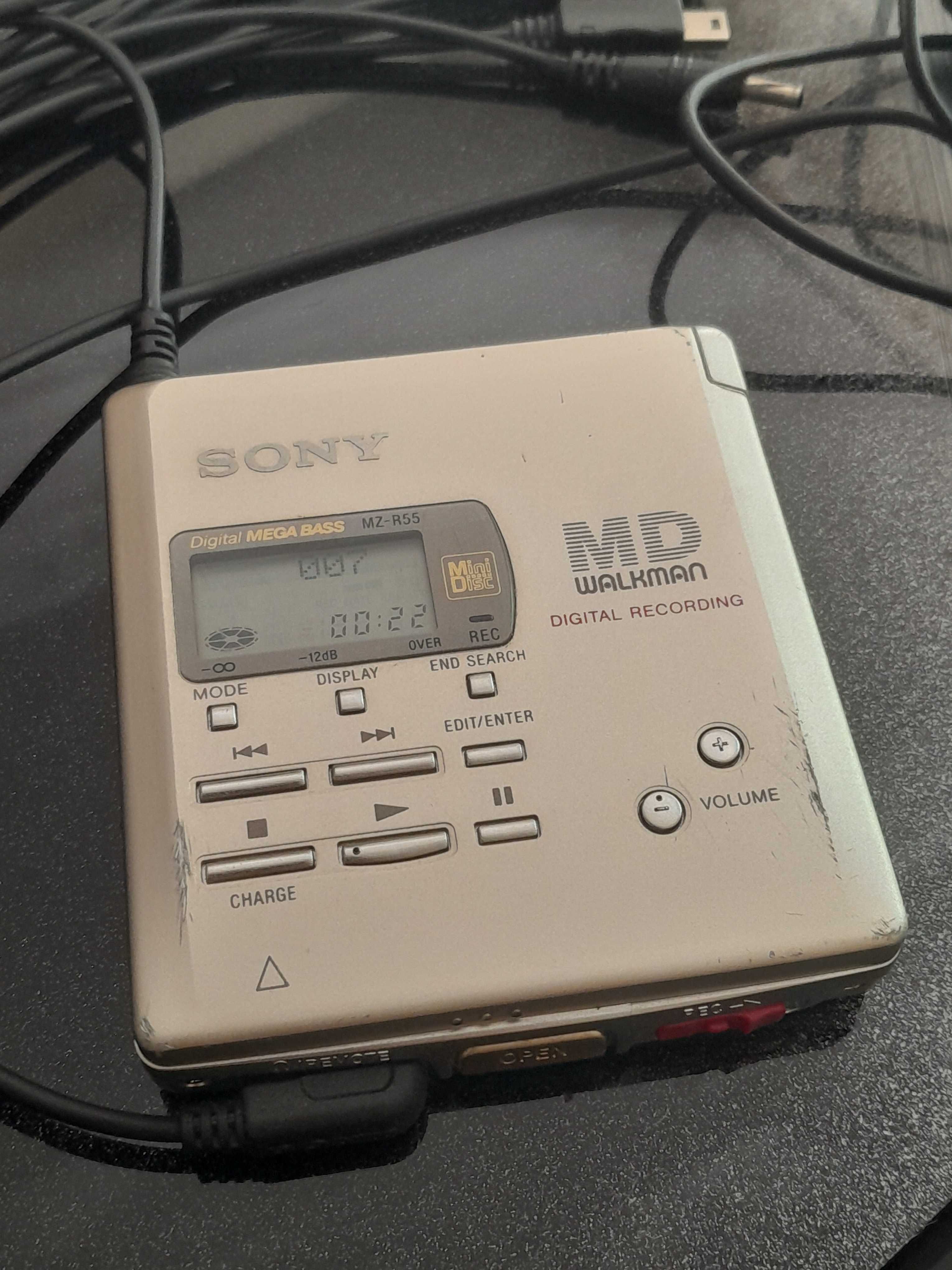 Sony MZ-R55 MD Walkman минидиск плеър