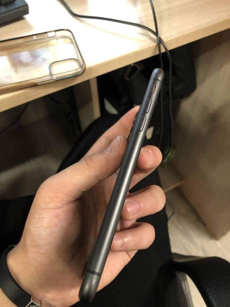 Продам Iphone 11 на IOS 17.5