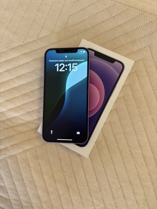 Iphone 12 почти новый