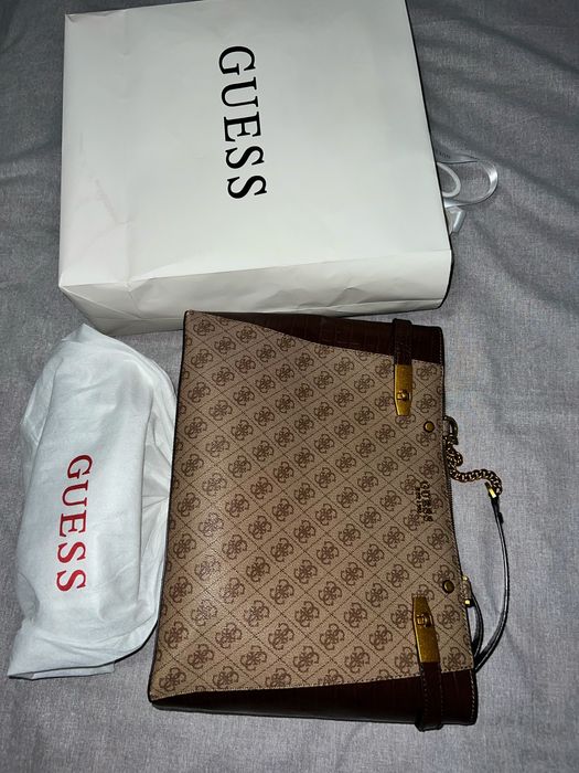 Сумка Guess