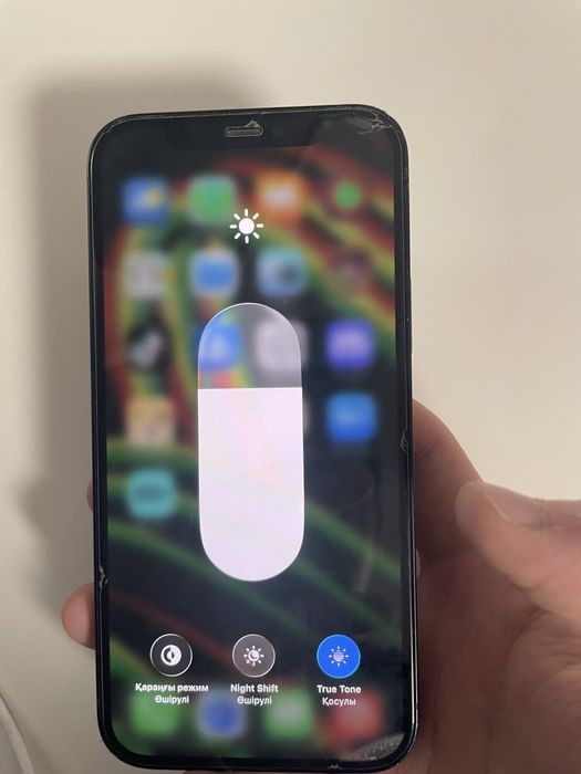 iPhone 12 в рабочем состояний