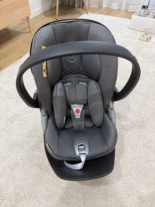 Детски стол за кола Cybex Cloud T i-Size + въртяща се основа