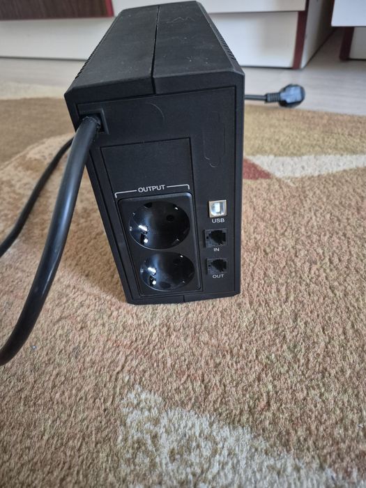 Vand stabilizator tensiune