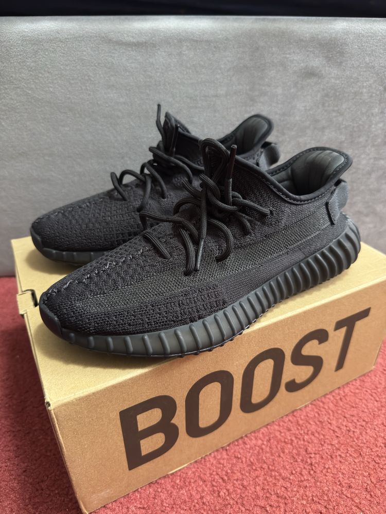 Yeezy 350 Onyx ( negru )