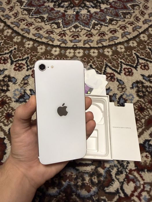 iPhone SE 128gb 2020
