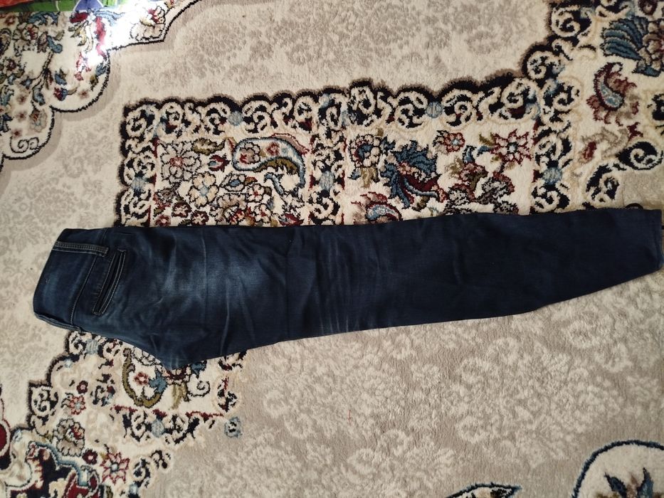 Продам б/у брюки в хорошем состоянии