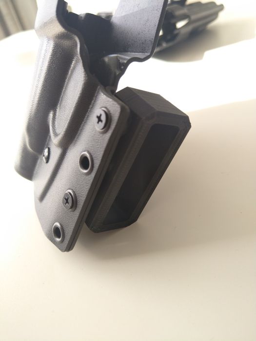 Кобур от кайдекс за Макаров