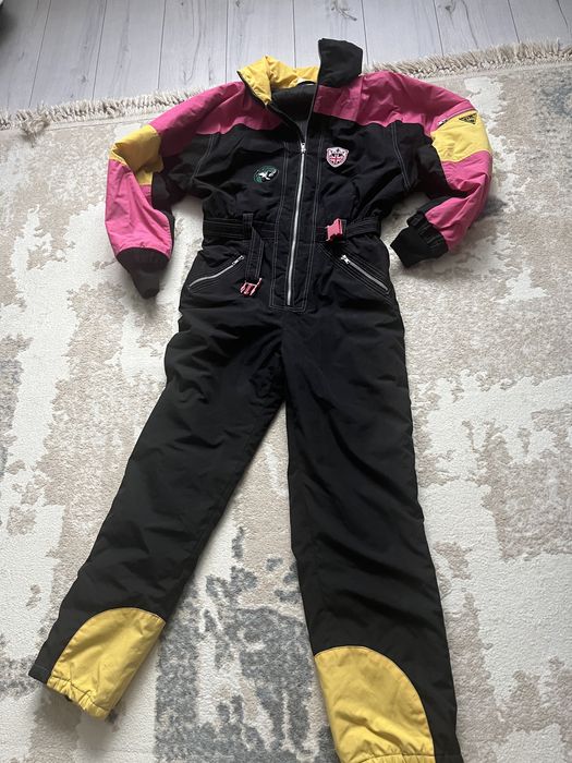 Комбинезон горнолыжный