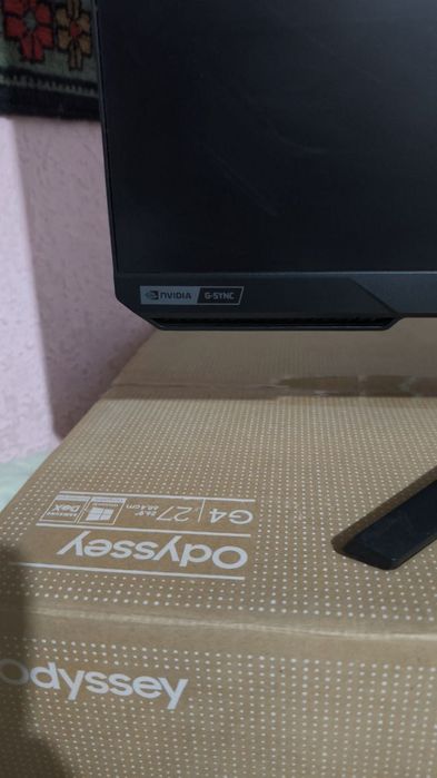 Монитор Samsung Odyssey G4 27" 240Hz