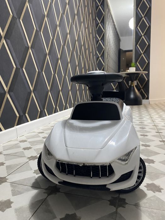 Mașină copii de împins