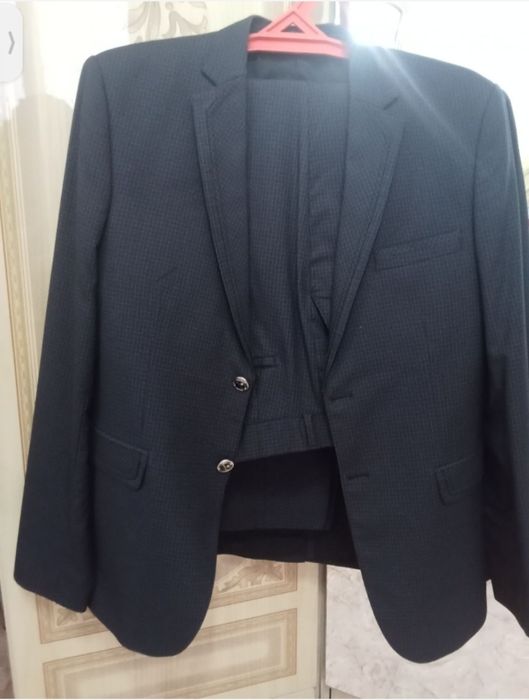 Костюм с брюками 48р