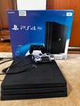 PS4 PRO 1TB cu 1 maneta+ cele 8 jocuri din poza