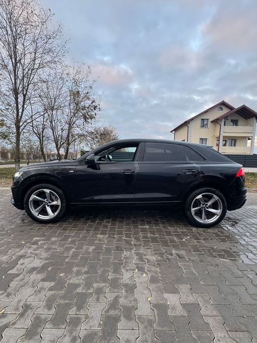 AUDI Q8 S-LINE 3.0 hibrid SCHIMB