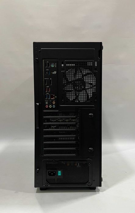 Геймърски компютър AMD Ryzen 7 5800X, RTX 3080 10GB, 16GB ram