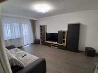 Inchiriez apartament cu 2  camere,etaj 1,zona centrala