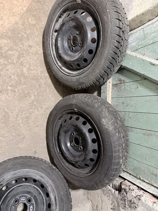 Джанти с гуми за Тойота Айго 2023 г