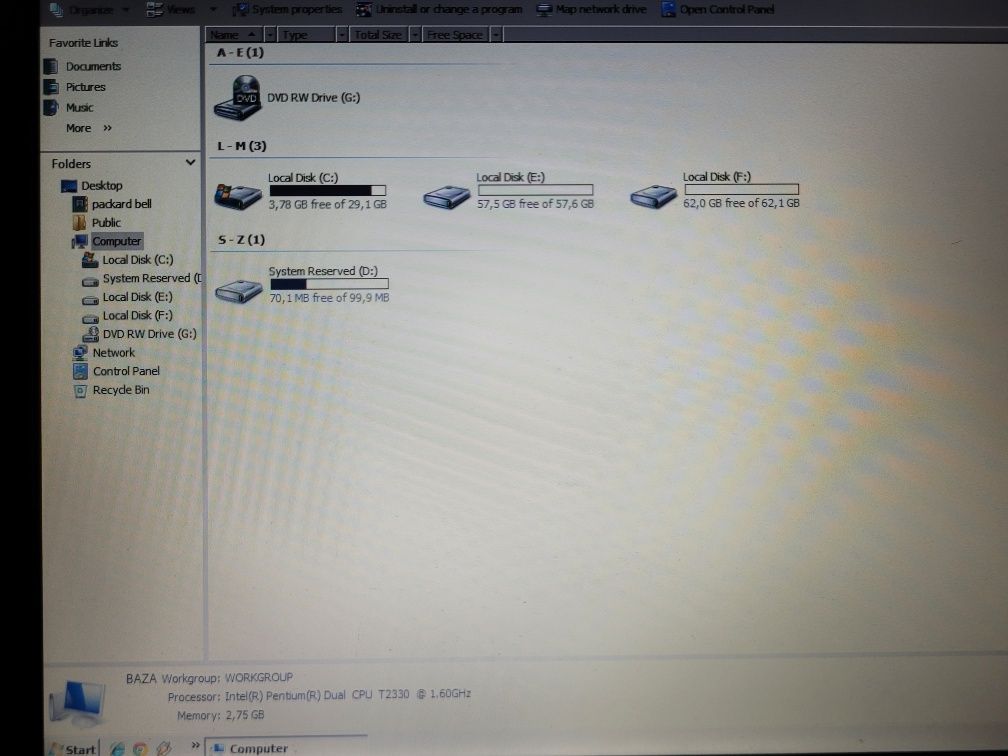 Vând laptop Packard Bell