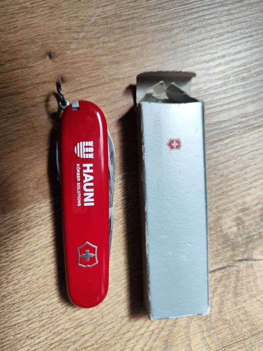 Briceag Victorinox nou
