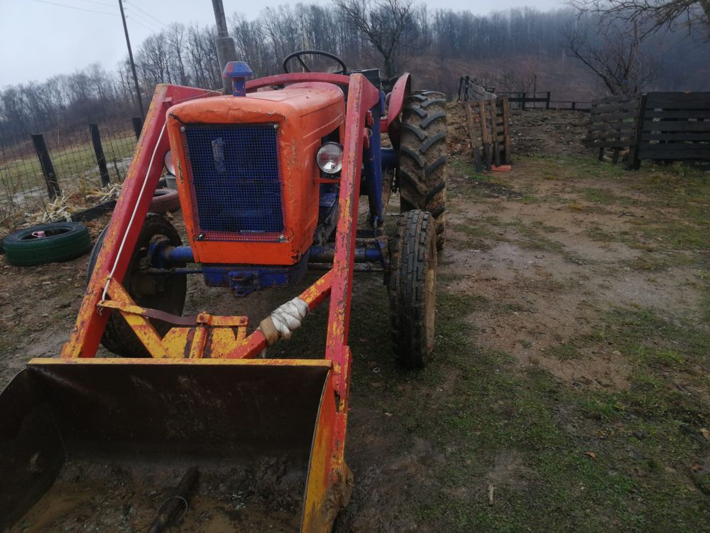 De vanzare Tractor Carraro