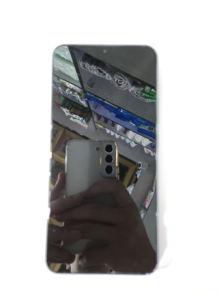 Samsung Galaxy S22+ • 256GB • Отличное состояние