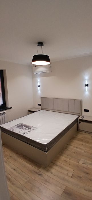 Госпитальный рынок 3/2/4 Новый евро упаковка 77 Серия Центр