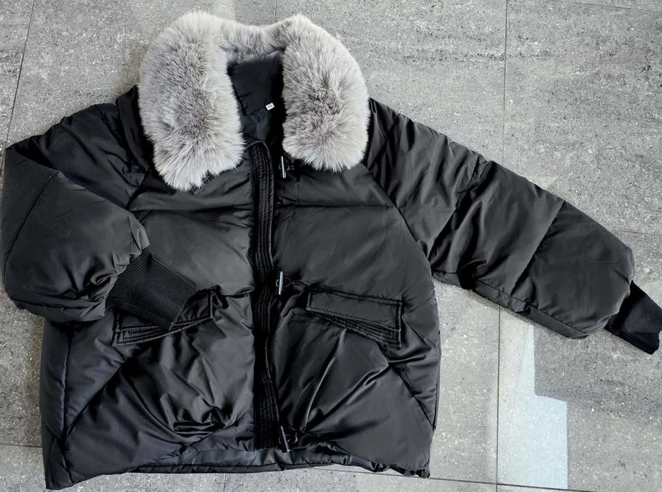 Ново дамско зимно яке с пухена яка