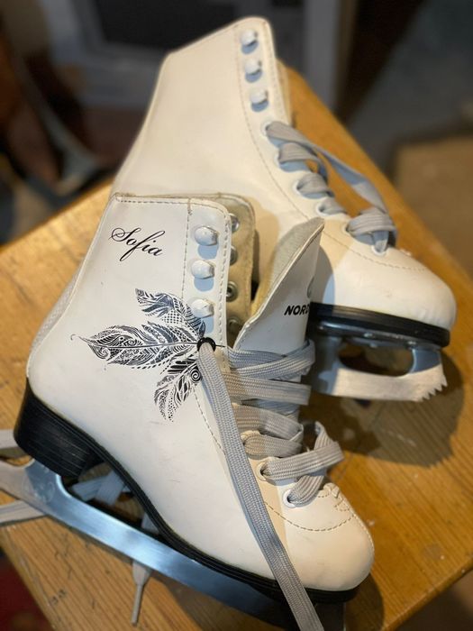 Коньки новые 31 размер