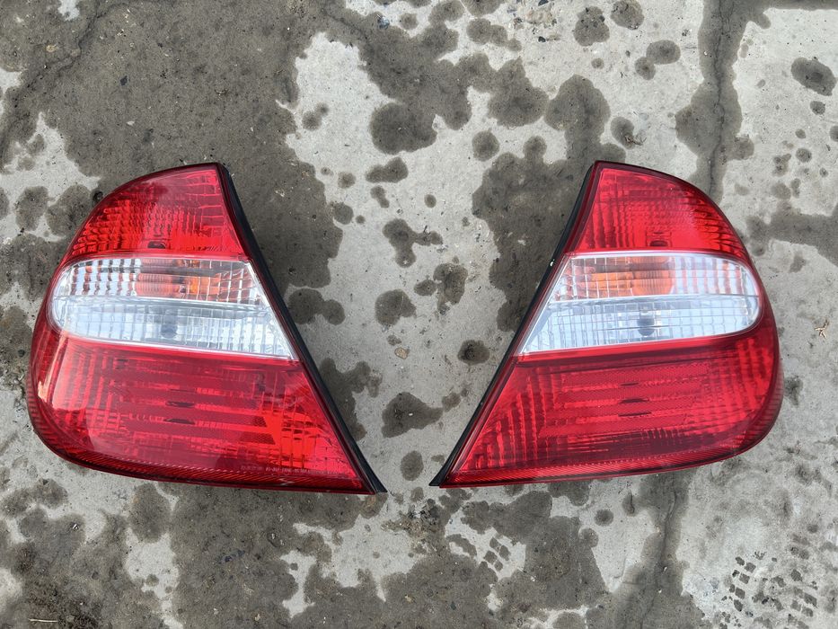 Задние фары камри 30