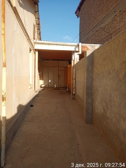 Uy sotiladi tayyor uchastka