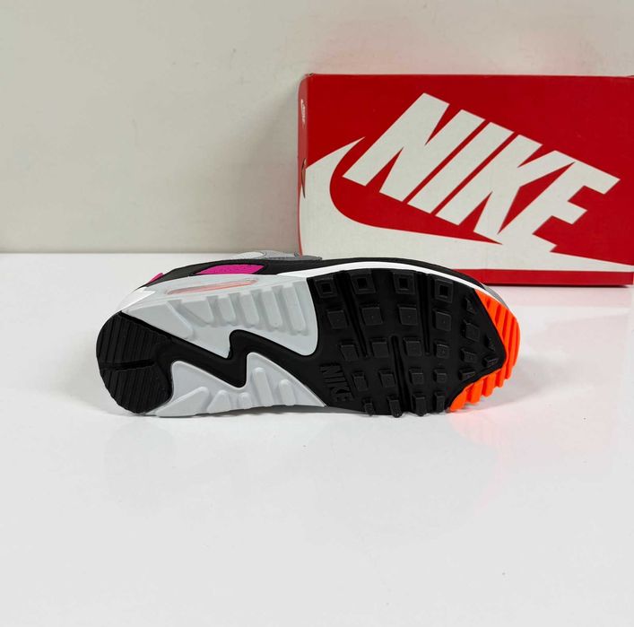 Nike  AIR MAX 90