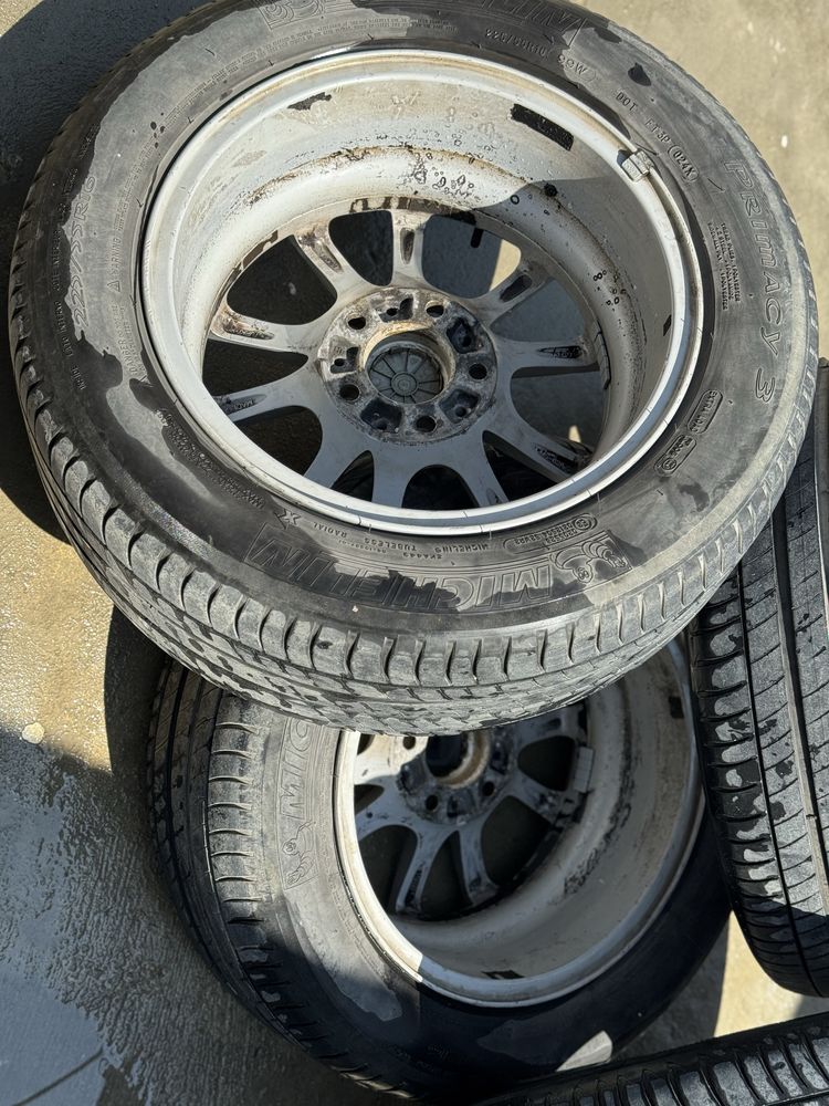 Джанти за бмв 16 цола с гуми michelin без заварки