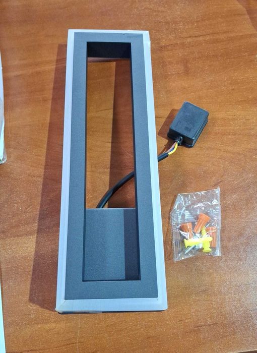 Aplica LED Comely, lumina calda 3000K, aluminiu