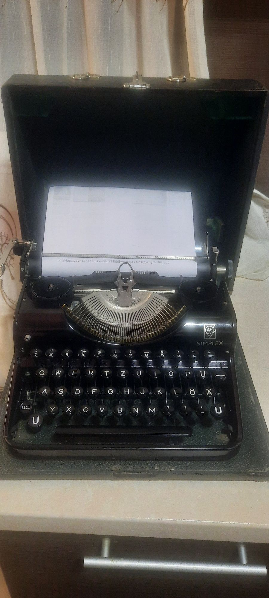Mașină de scris Olympia Simplex 1932