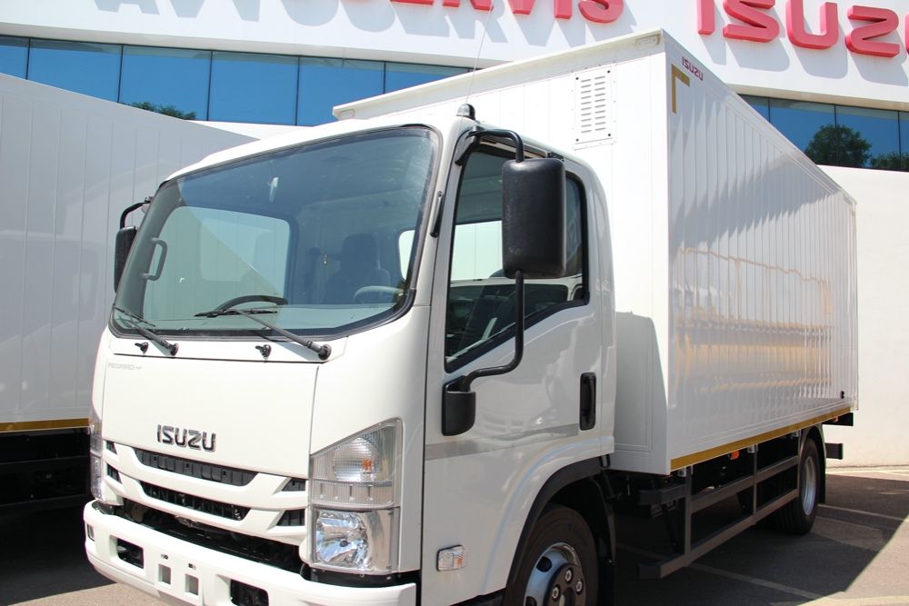 Фургон 5 тонн Isuzu NPR 82L CNG