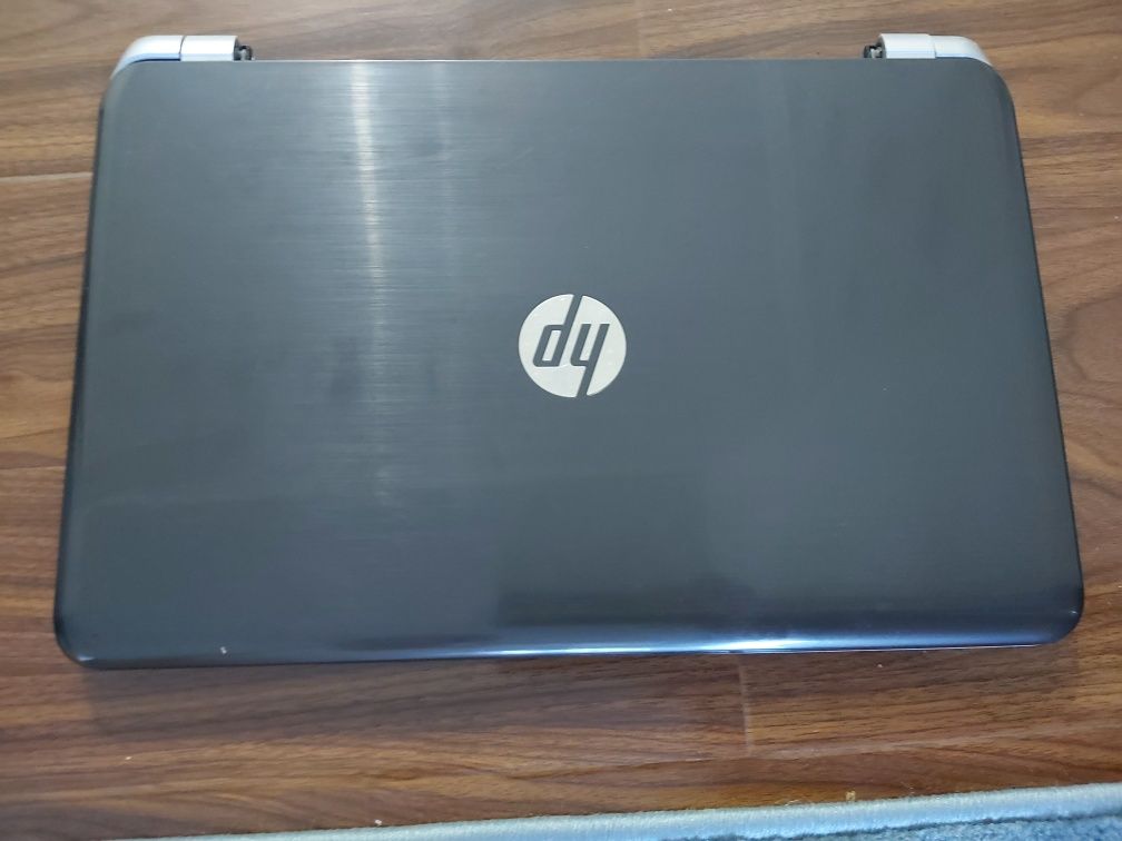 Ноутбук HP Pavilion 15