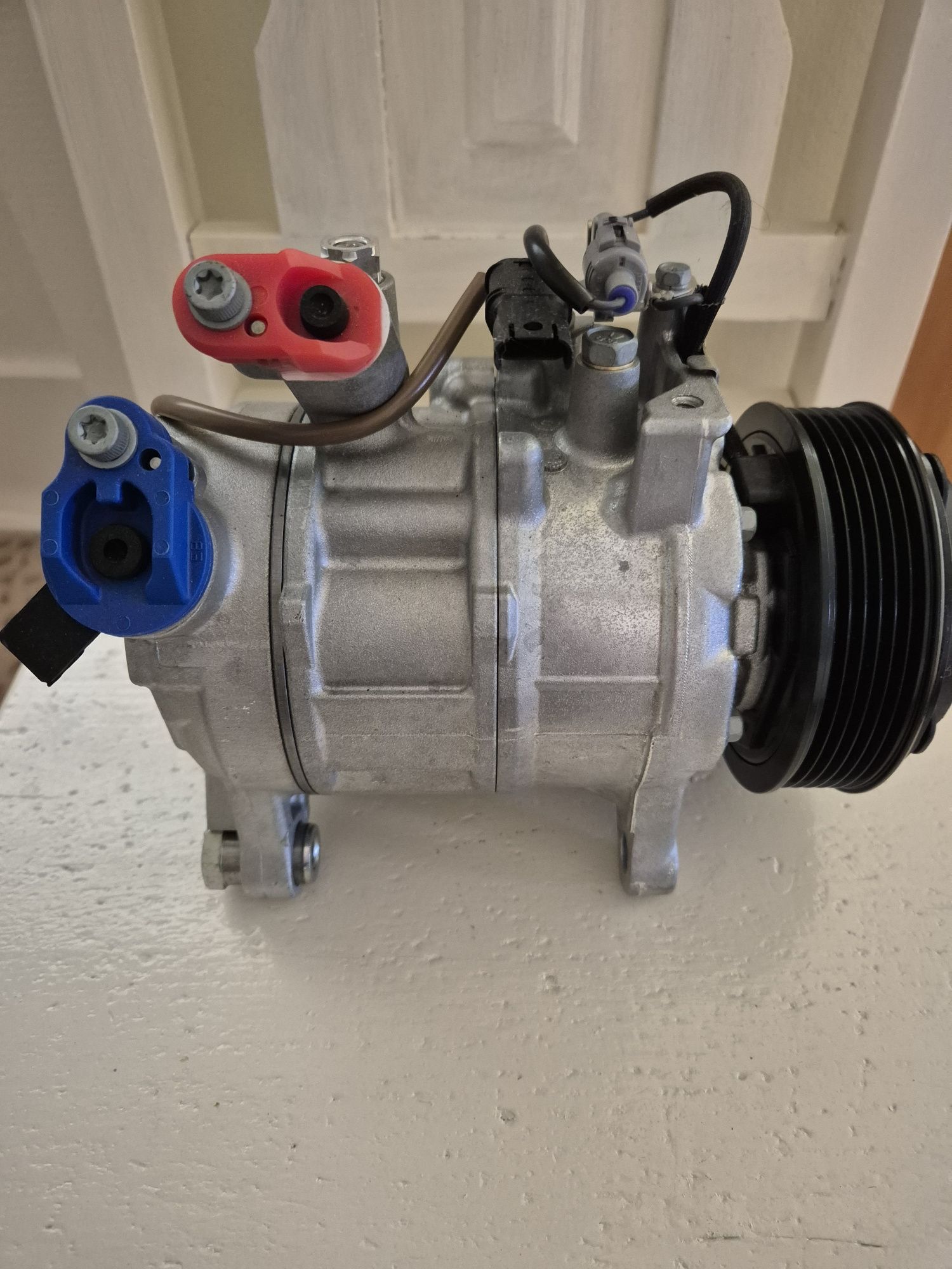Compresor clima/AC Denso 6SBU14A NOU